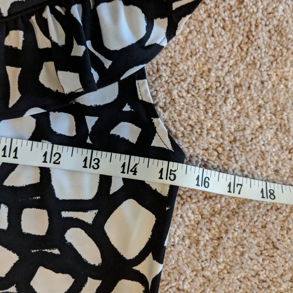 ✨ BCBGMaxazria black & cream print flounce dress Small - Picture 10 of 11